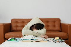 L’évitement pathologique des demandes: Ce que c'est et quelques stratégies pour aller de l'avant 
