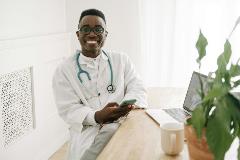 Promouvoir de meilleures visites chez le médecin dans votre communauté