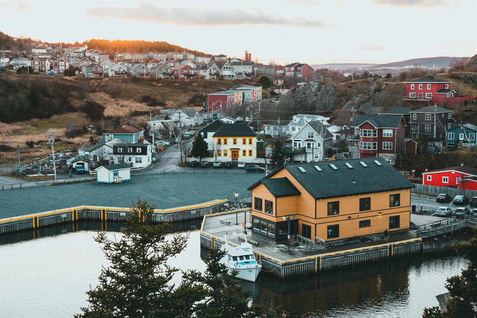 Maisons près d'un quai à St. John's, NL